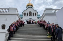 Молодежь Южного викариатства приняла участие в великом освящении храма в Братееве