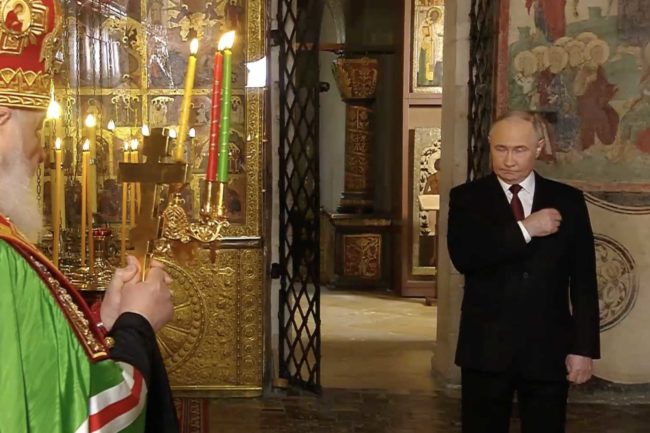 Предстоятель Русской Церкви совершил благодарственный молебен в Благовещенском соборе Кремля по случаю вступления в должность Президента России В.В. Путина