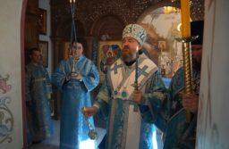 Митрополит Воскресенский Григорий освятил храм при Главном управлении МЧС России по г. Москве